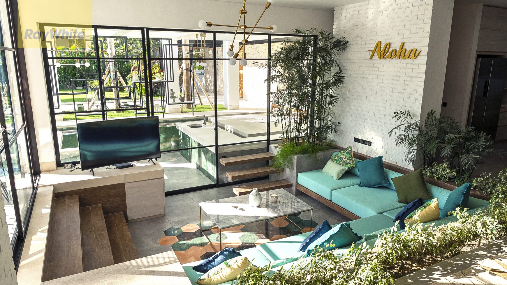 Freehold - One of a kind Design villa in great location of Canggu Bali