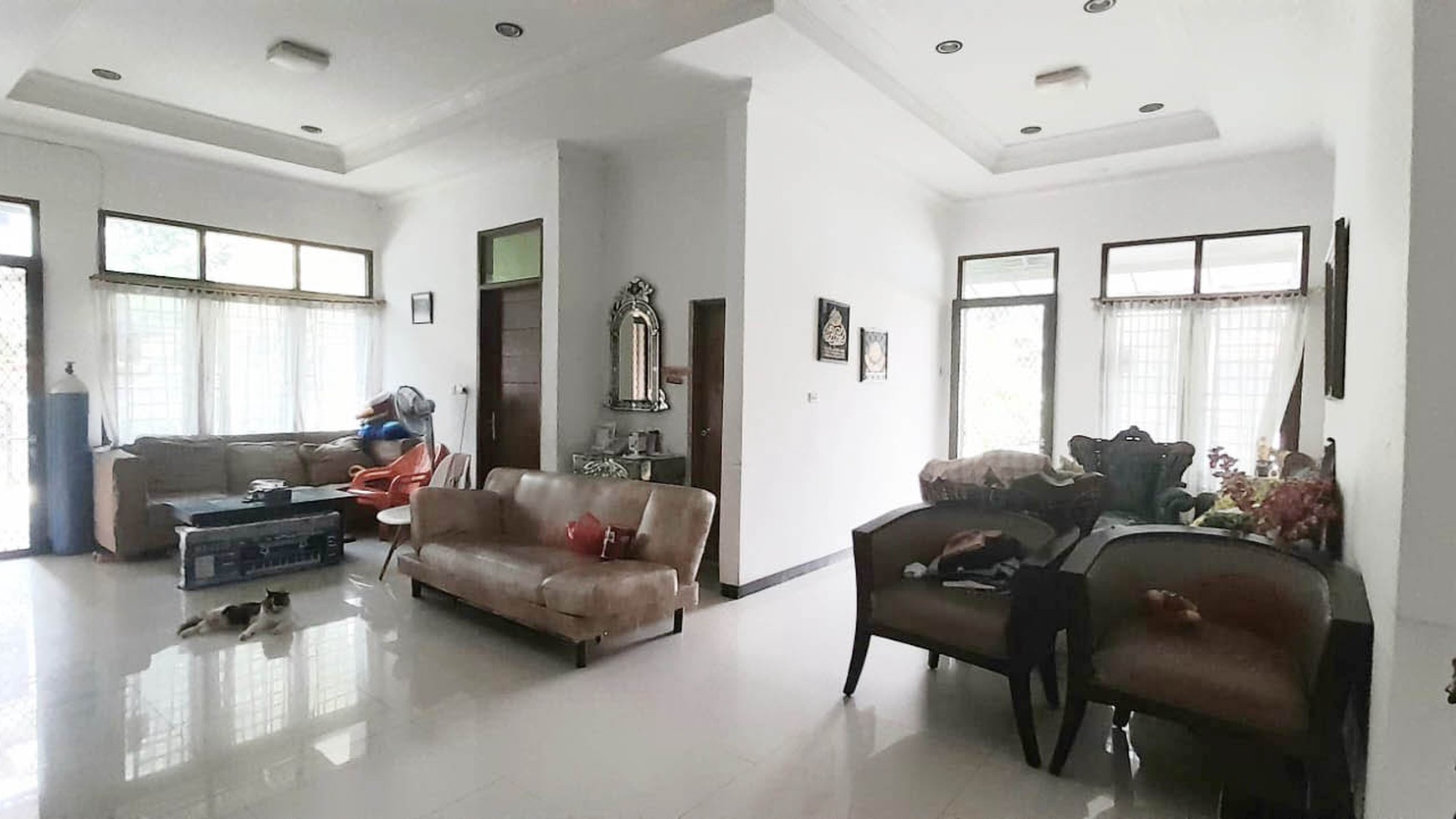 Rumah Hoek Taman Pegangsaan Indah, Kelapa Gading Luas 16x17m2