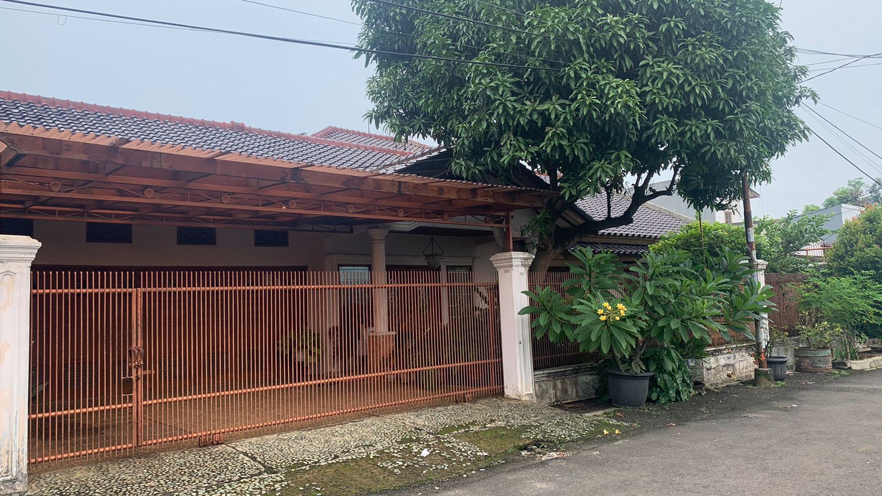 Rumah Bagus Di Komp Pertamina, Jl Kerosin Raya Pondok Ranji