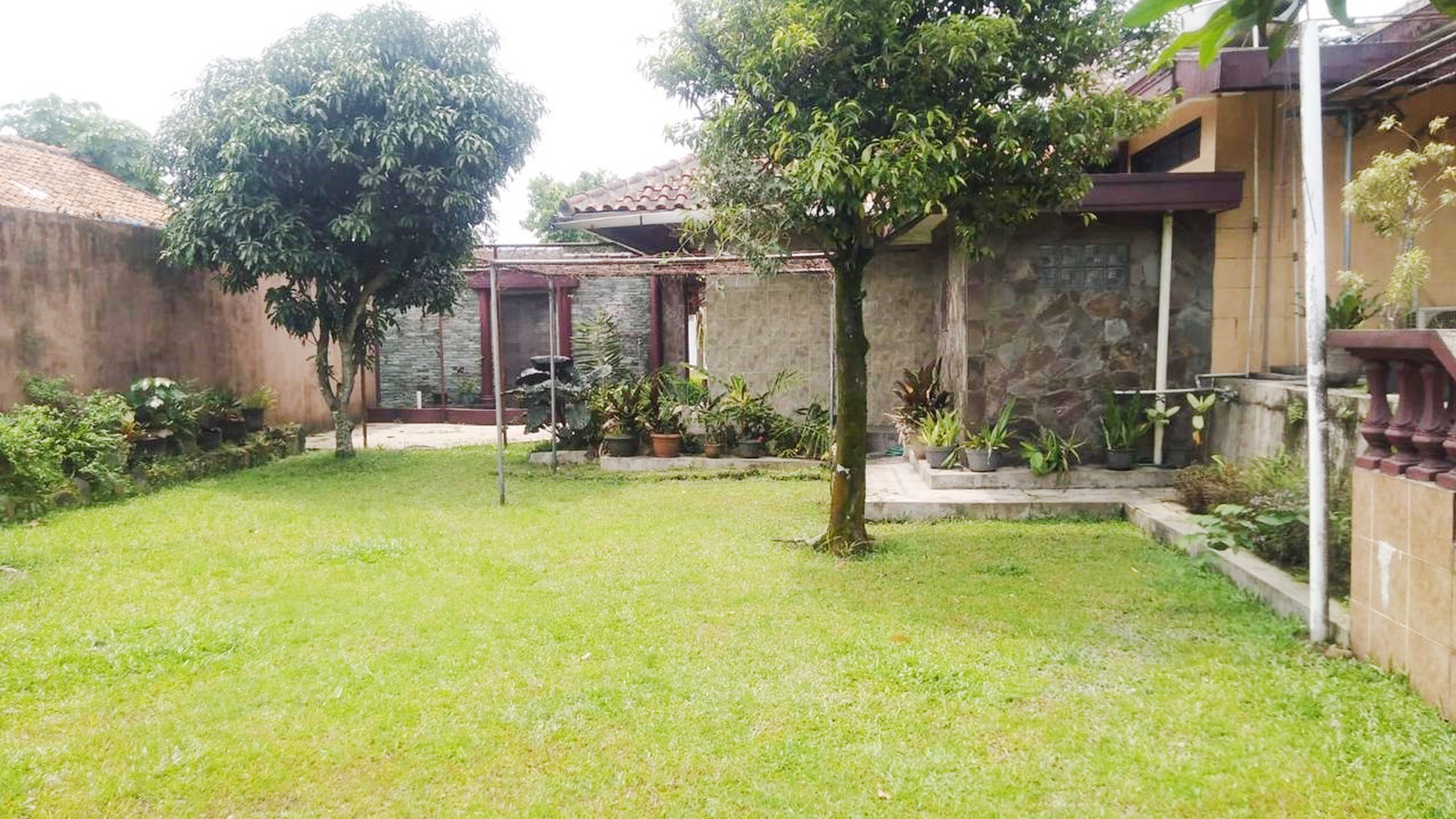 Rumah Bagus Di Jl Kapten Yusuf Bogor Selatan Jawa Barat