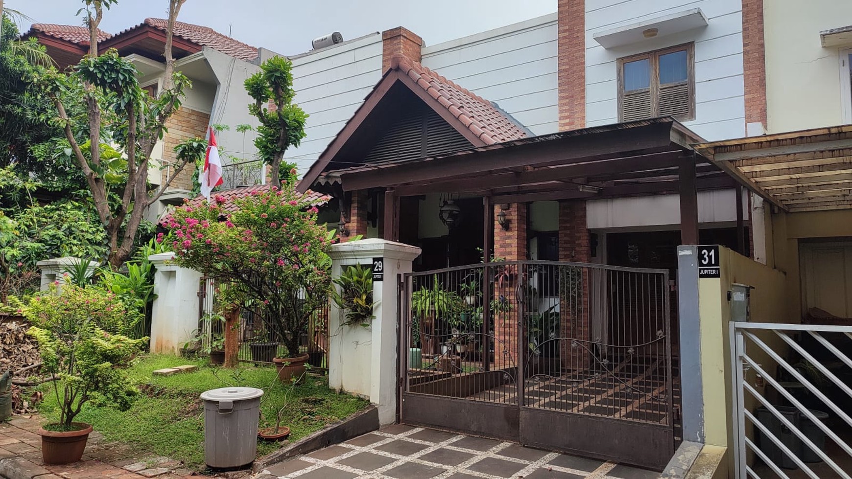 Rumah Bagus Di Jl Jupiter Villa Cinere Mas Ciputat Tangerang Selatan