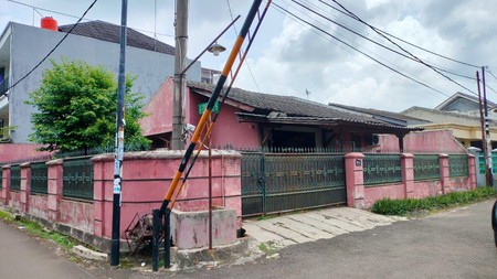 Rumah Bagus Di Komp Astek, Jl Operasional BSD Tangerang Selatan