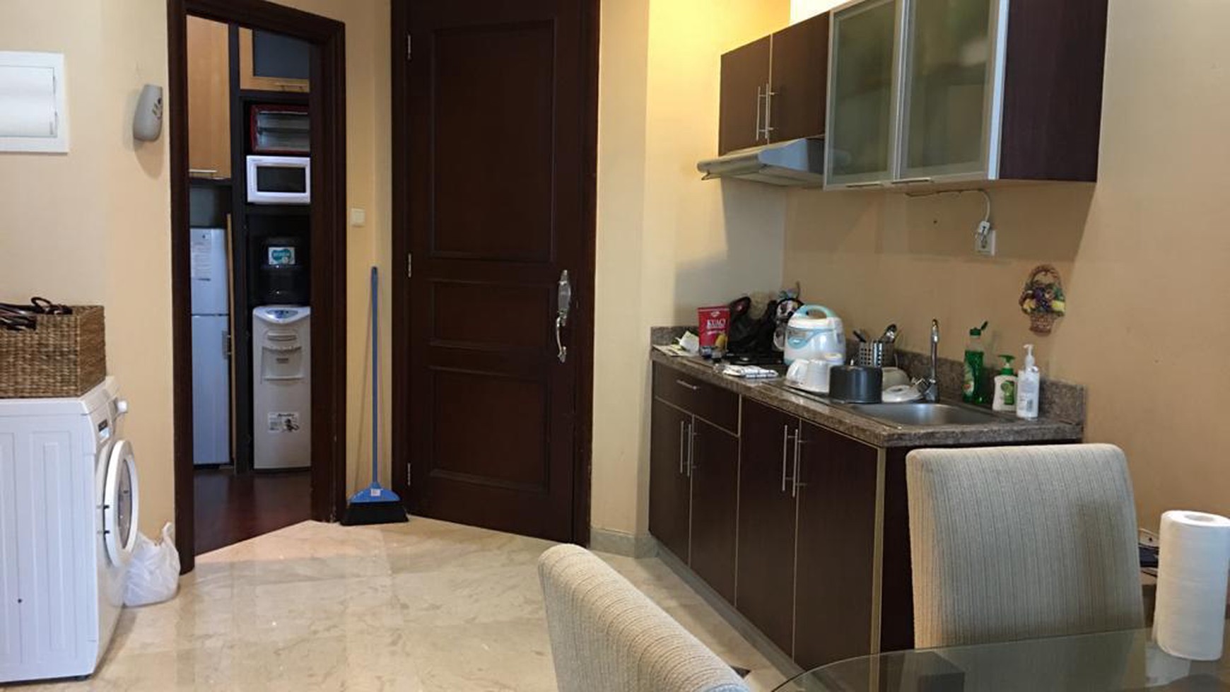 APARTEMENT FULLY FURNISHED BELLEZZA PERMATA HIJAU, TOWER LOUVRE, GOOD DEAL, JAKARTA SELATAN