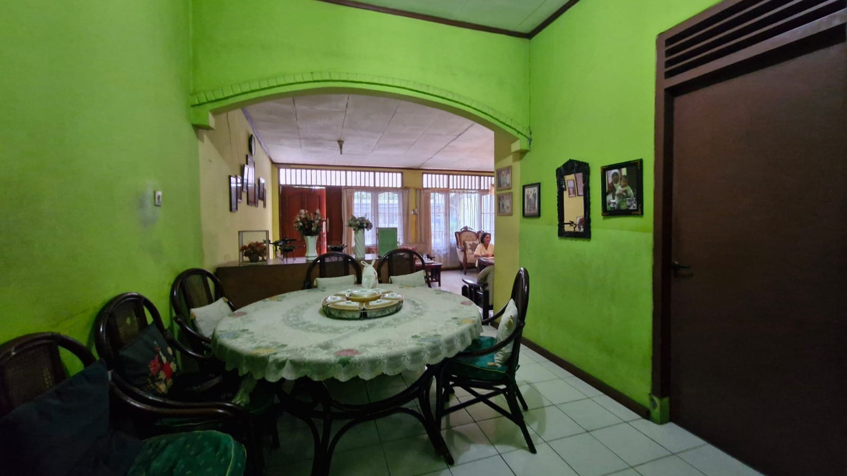 Di Jual Rumah strategis di Jl. Gaharu, Cipete, Jakarta Selatan