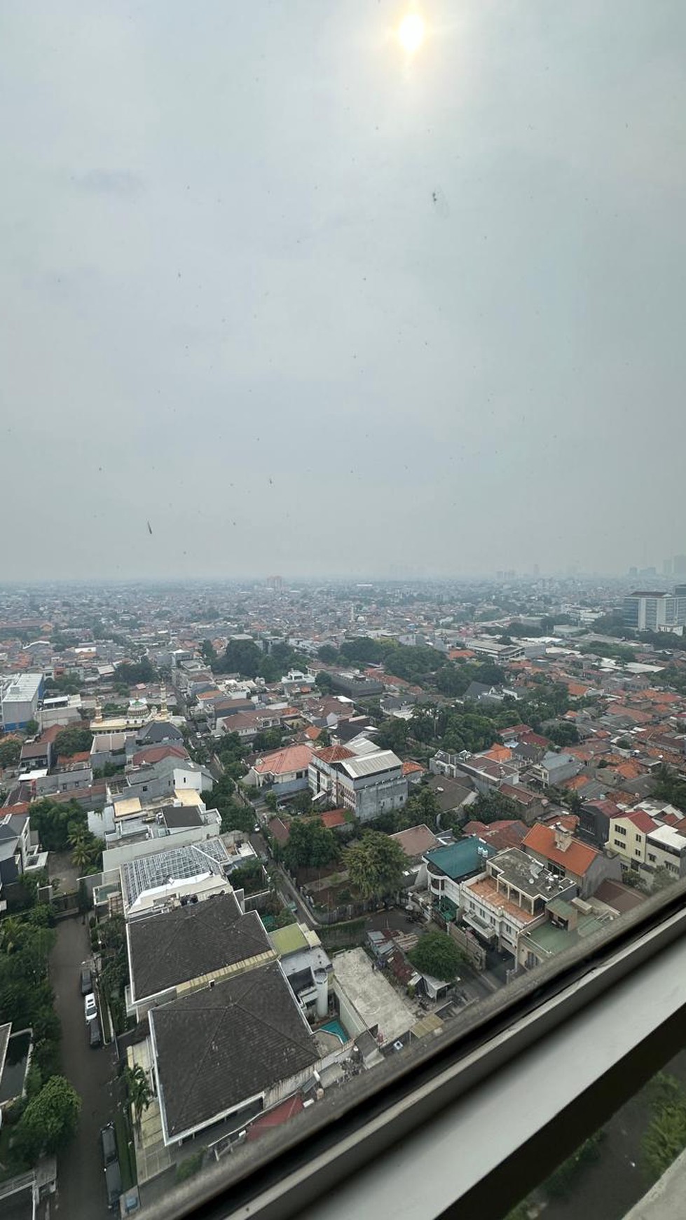 SOMERSET BERLIAN Apartemen Permata Hijau 