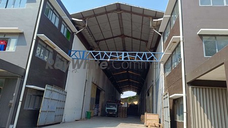 Dijual Gedung + Kantor + Gudang + Workshop Luas 6000m2 di Kawasan Wahyu Industri Sejahtera Di Klapanunggal Bogor 