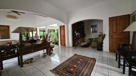 Rumah lama hitung tanah Jl. Gaharu Cipete, Cilandak, Jakarta Selatan