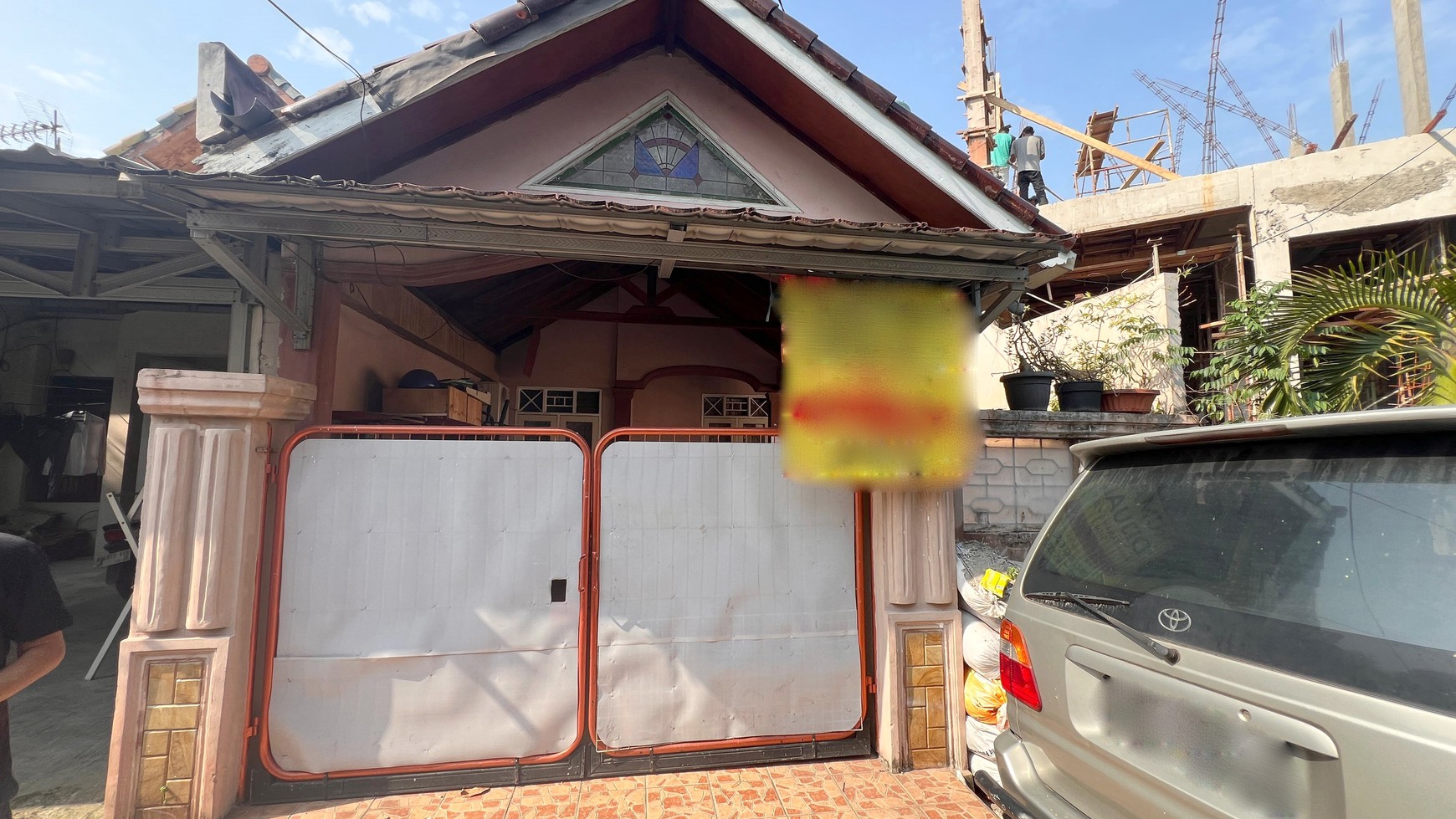 Rumah Hitung Tanah Area Cipete