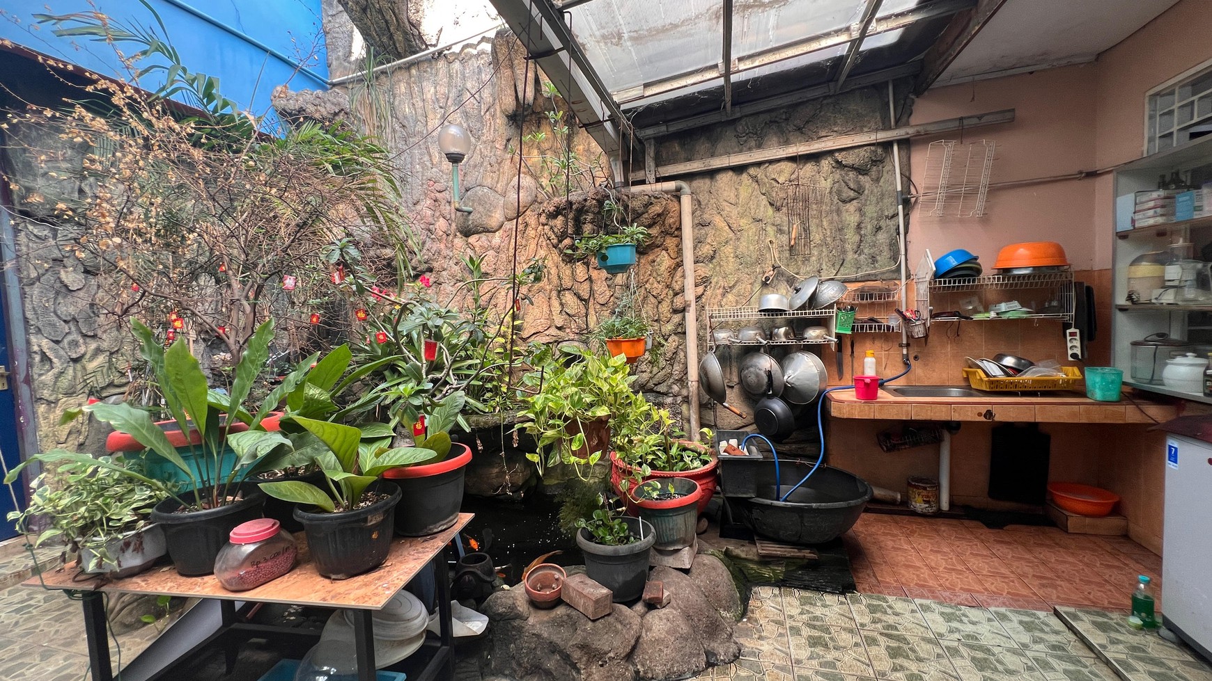 Rumah Hitung Tanah Area Cipete