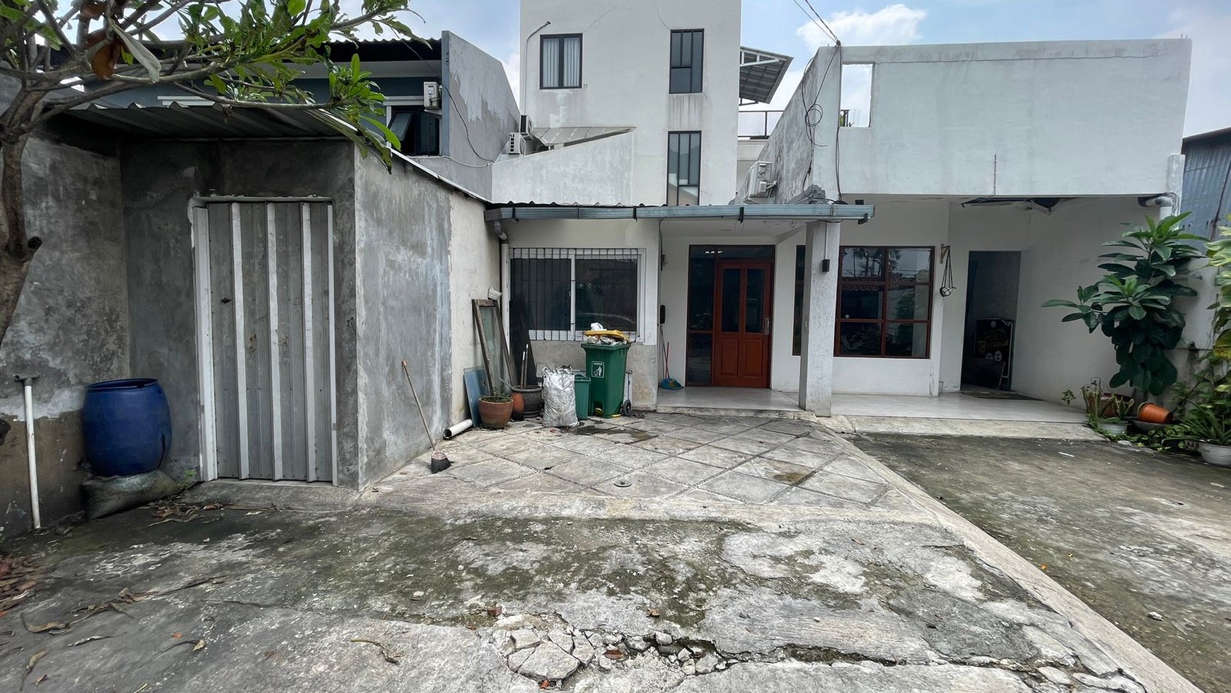 Rumah Hitung Tanah Area Cipete