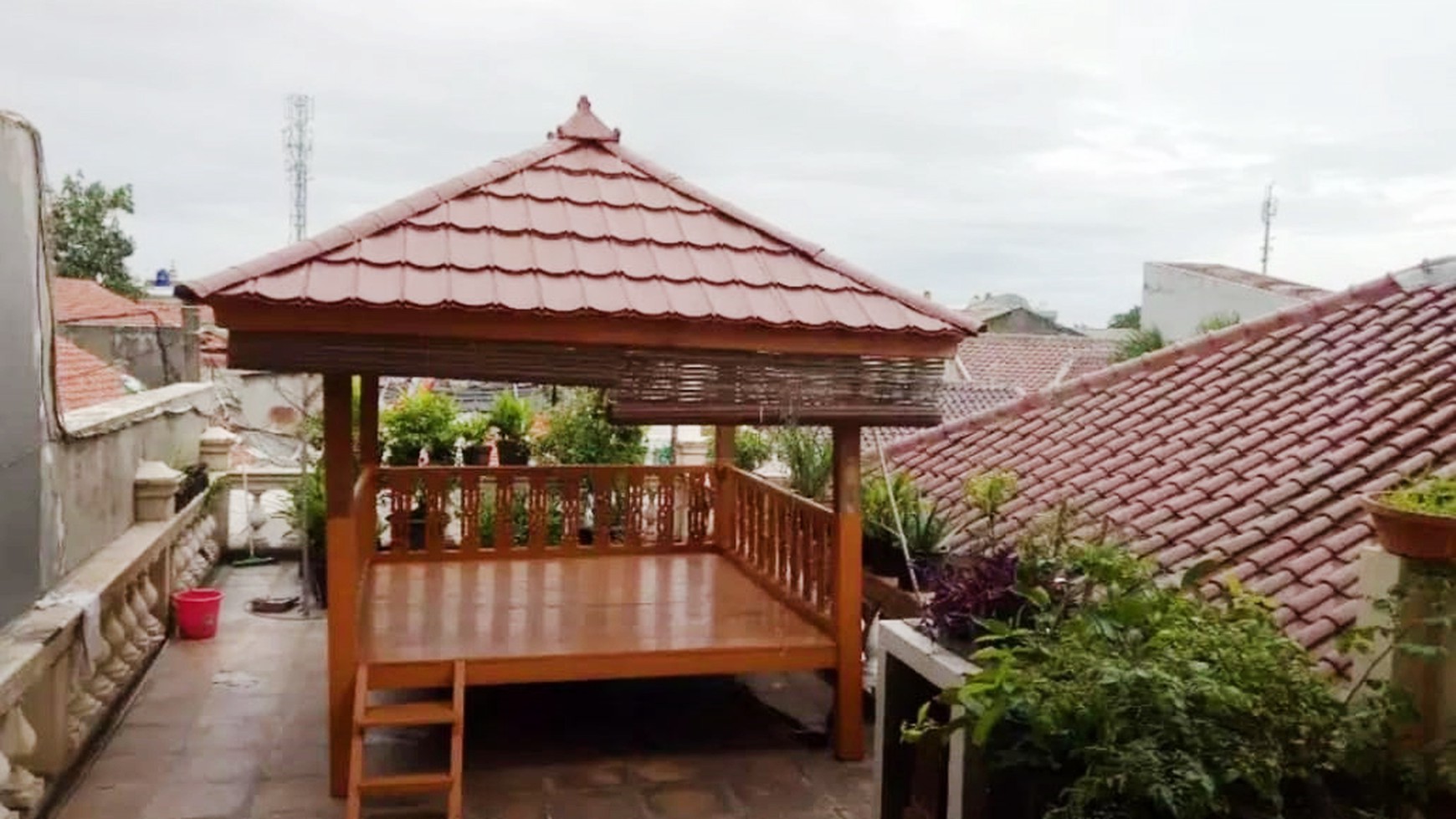 Rumah Hitung Tanah Area Cipete