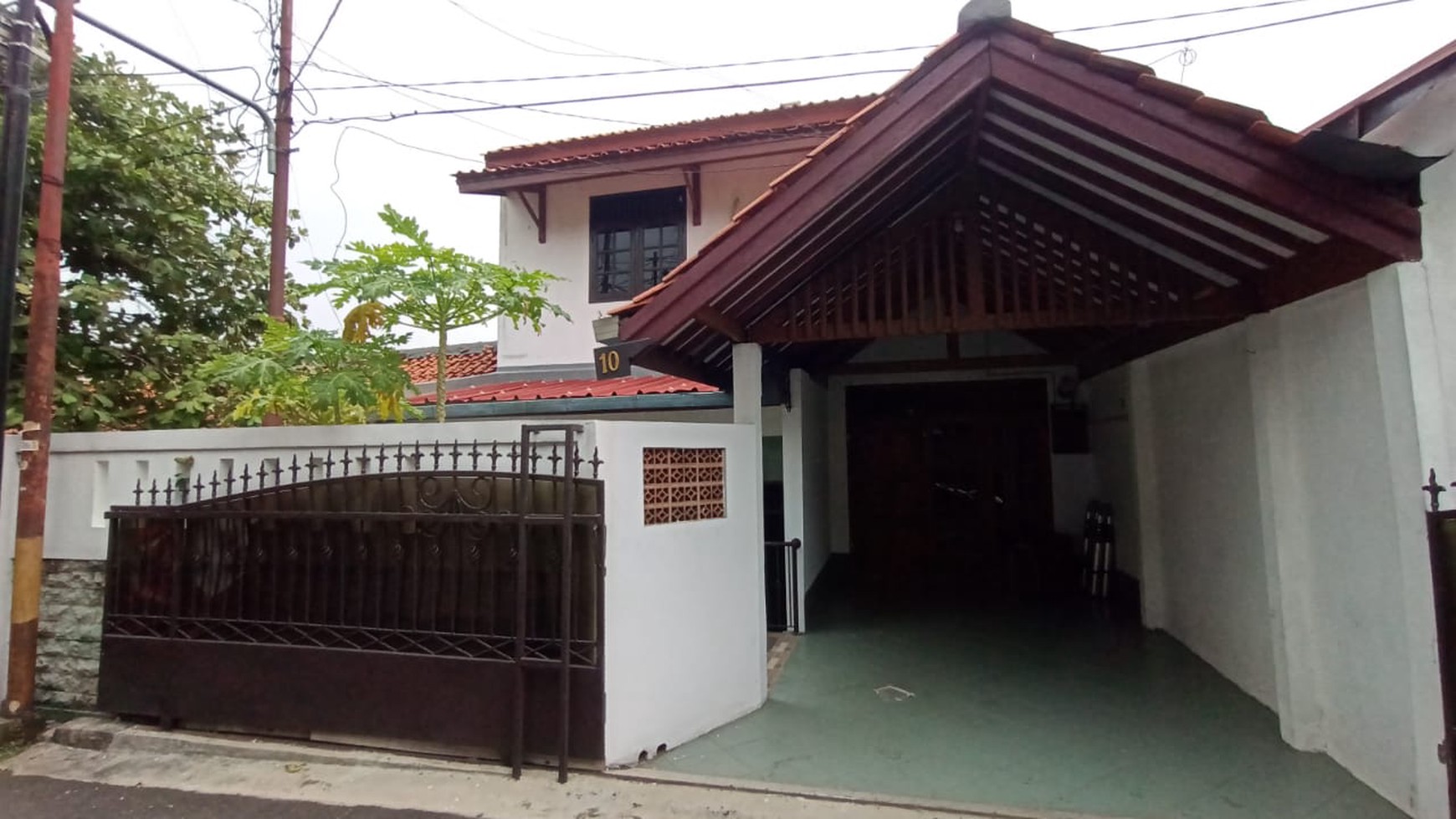 Rumah Hitung Tanah Area Cipete