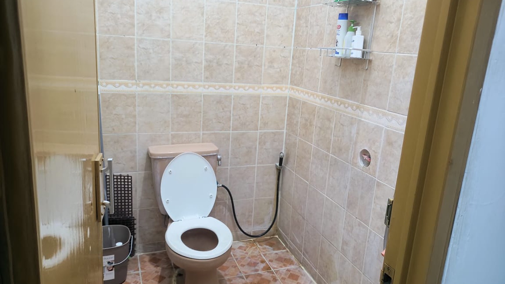 Rumah Hitung Tanah Area Cipete