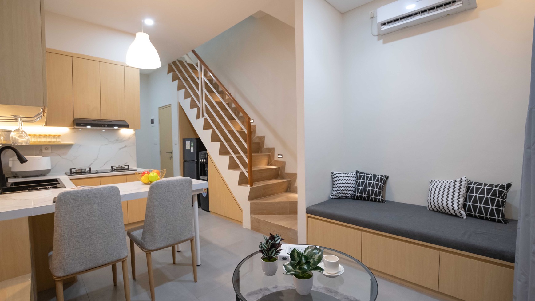 Rumah Hitung Tanah Area Cipete