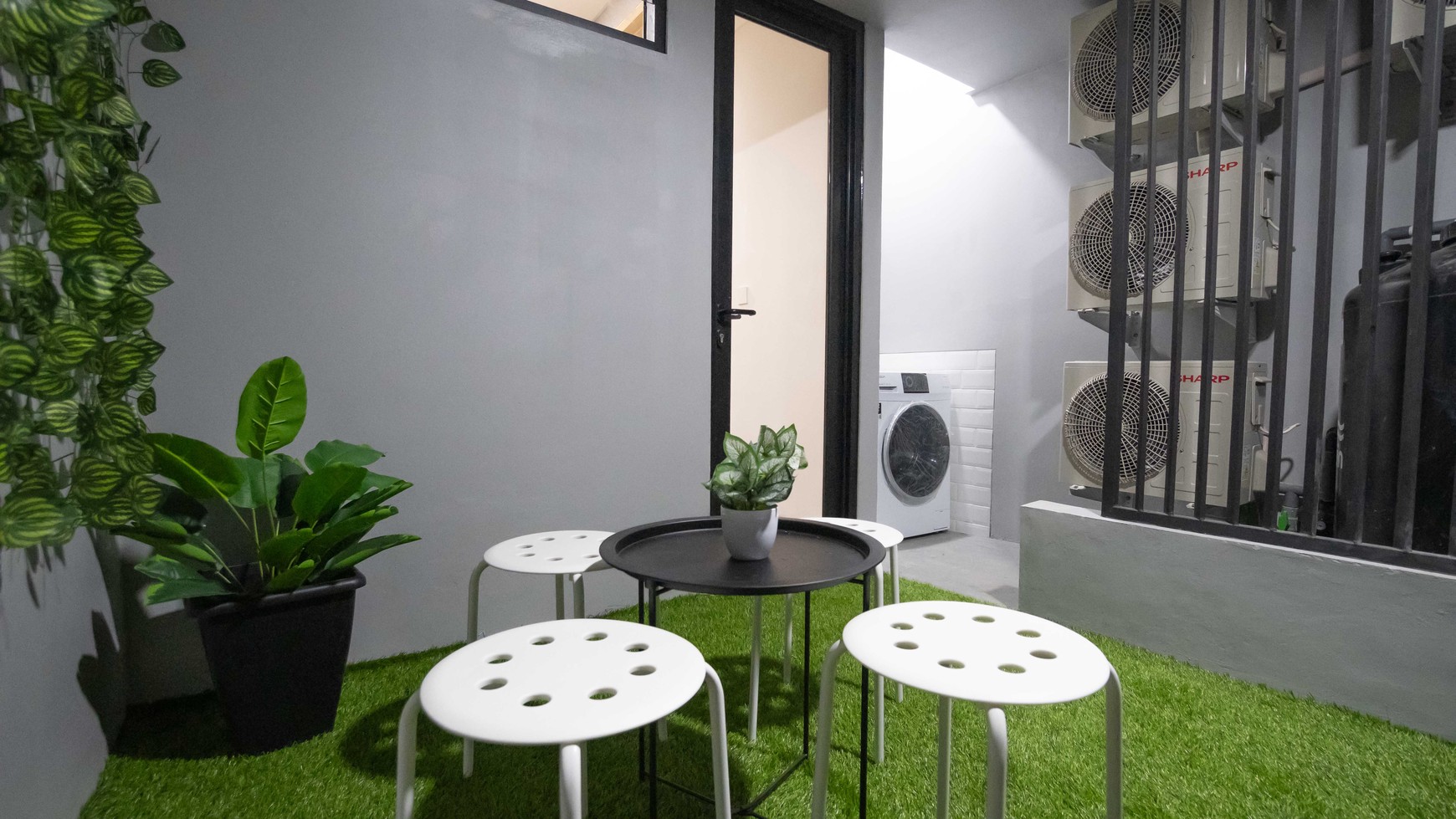 Rumah Hitung Tanah Area Cipete