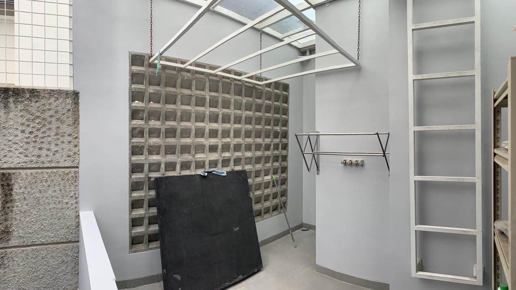 Rumah Hitung Tanah Area Cipete