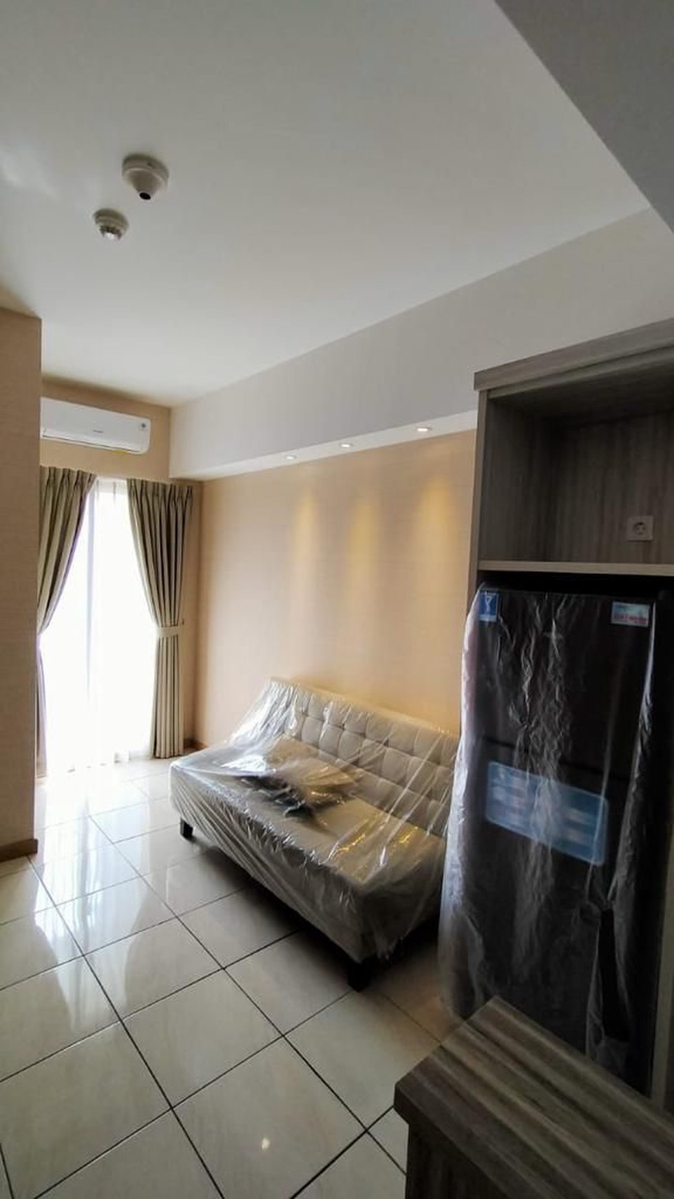 Apartemen 2 BR furnished siap huni di Gading Serpong sebrang Summarecon Mall Serpong