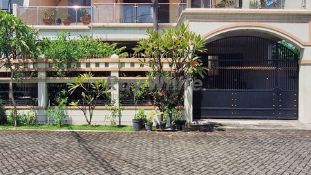 Perumahan Kertajaya Indah Rumah Klasik Mediteranian Dengan Lokasi Strategis Dan Row Jalan 4 Mobil Dekat Dengan Segala Akses 