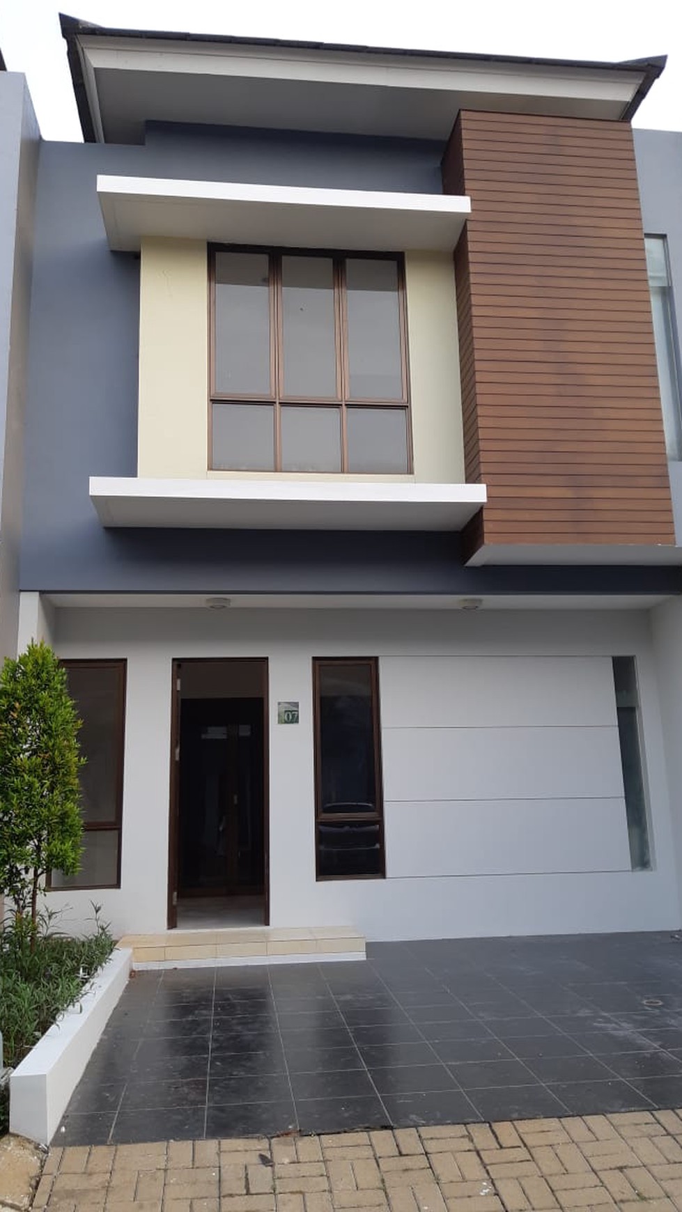 Rumah Bagus Di Cluster Callysta Graha Raya Bintaro Jaya