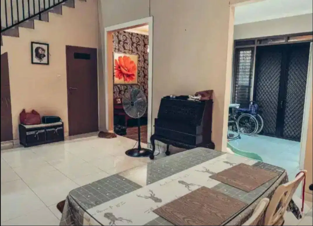 Best Price. Rumah bagus Anggrek Loka, BSD