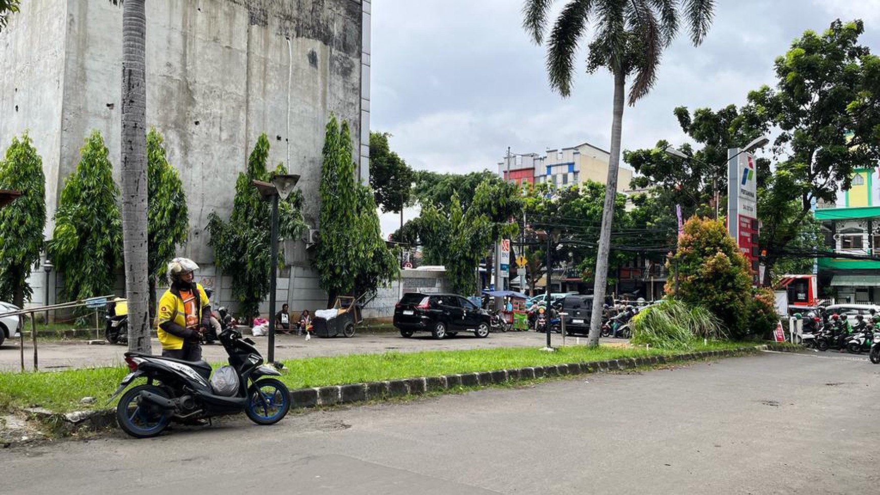 Tanah di Mampang Prapatan Raya