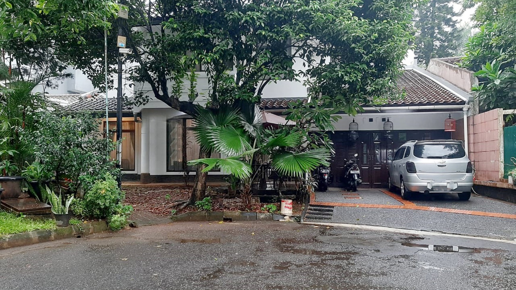 Rumah Hitung Tanah Area Cipete