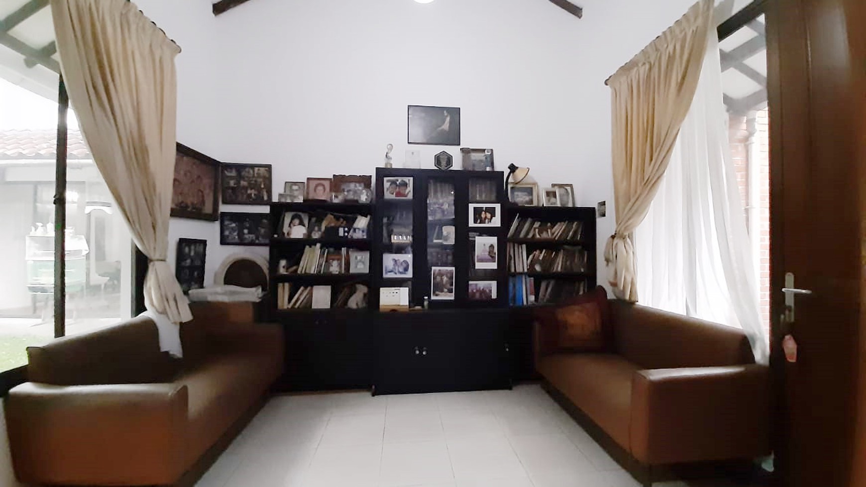 Rumah Hitung Tanah Area Cipete