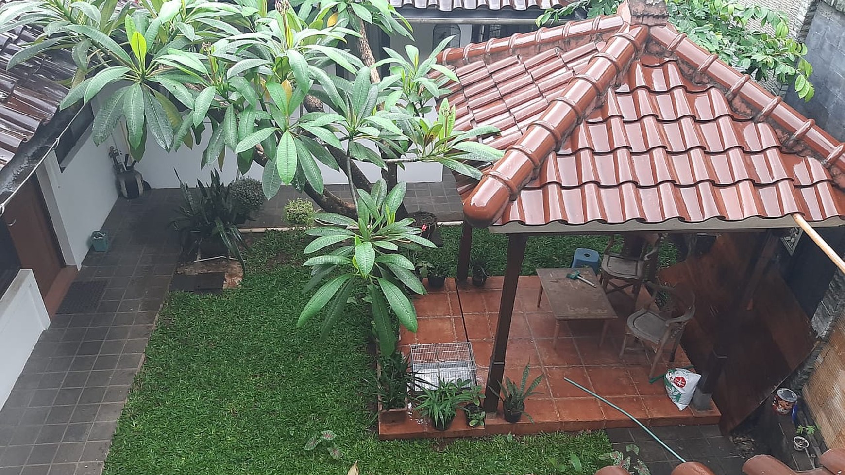 Rumah Hitung Tanah Area Cipete