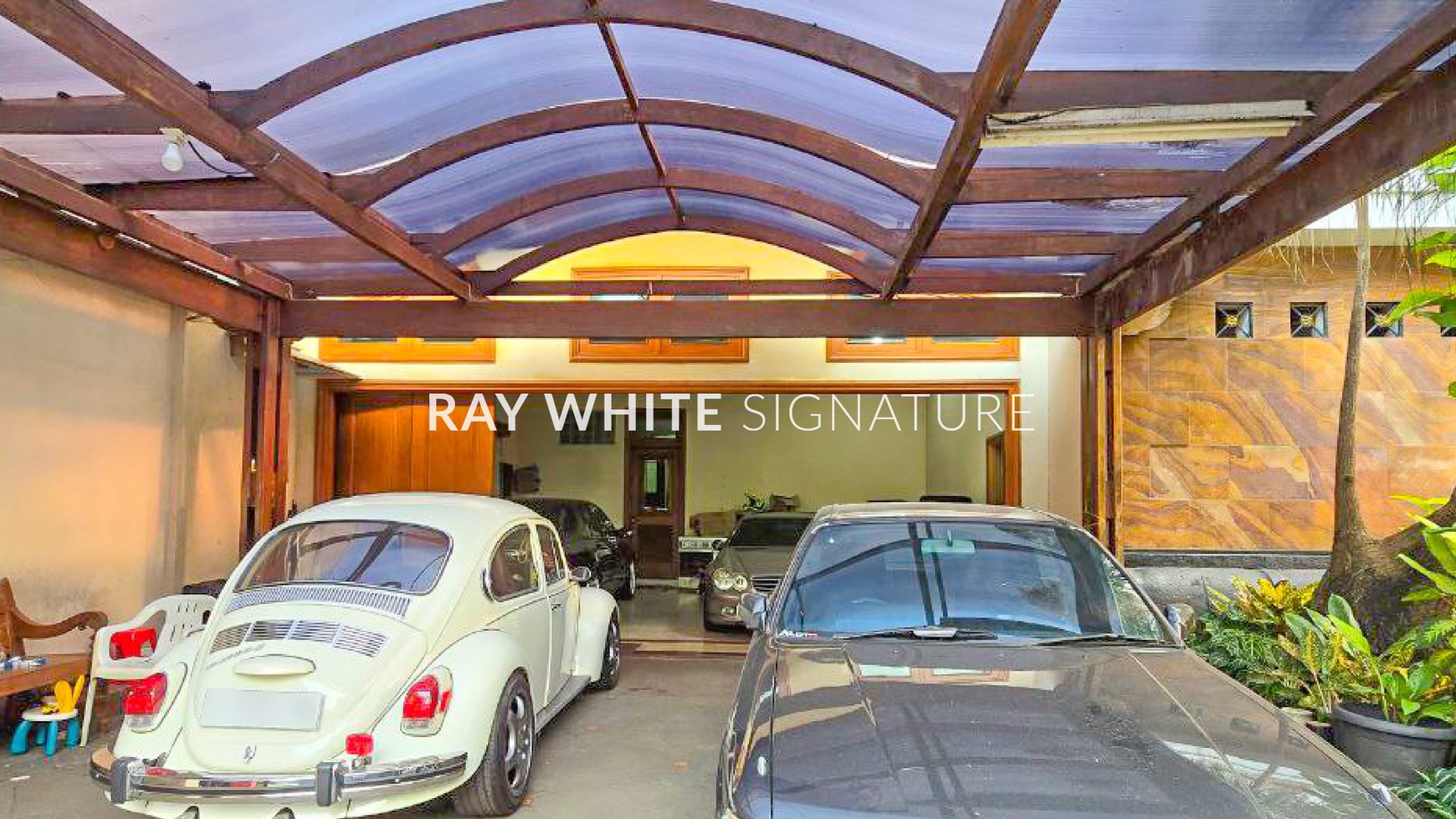 Rumah Hitung Tanah Area Cipete