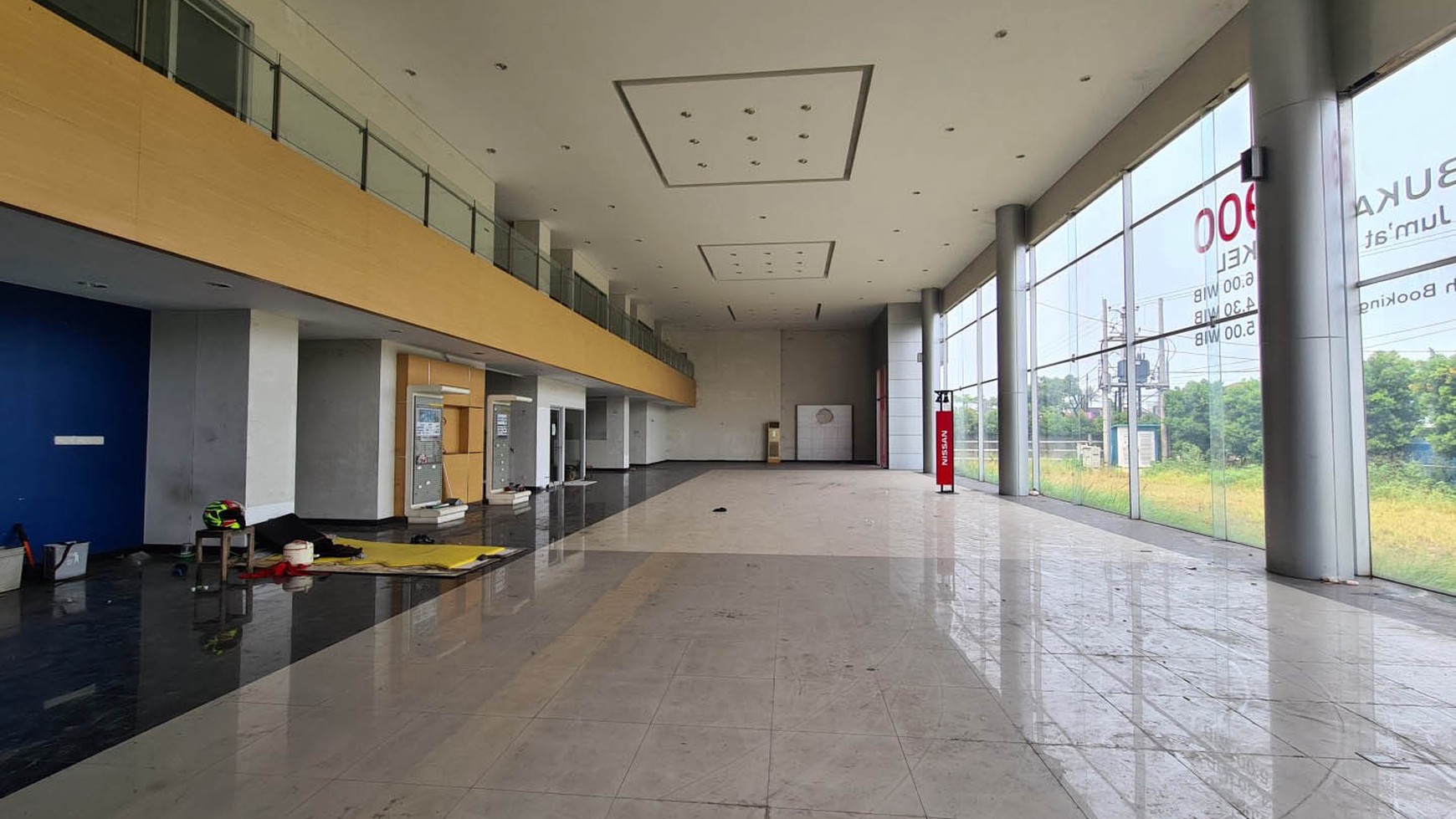 [ Ex. Showroom Mobil Raya Serang Desa Talaga,  Kosong ]