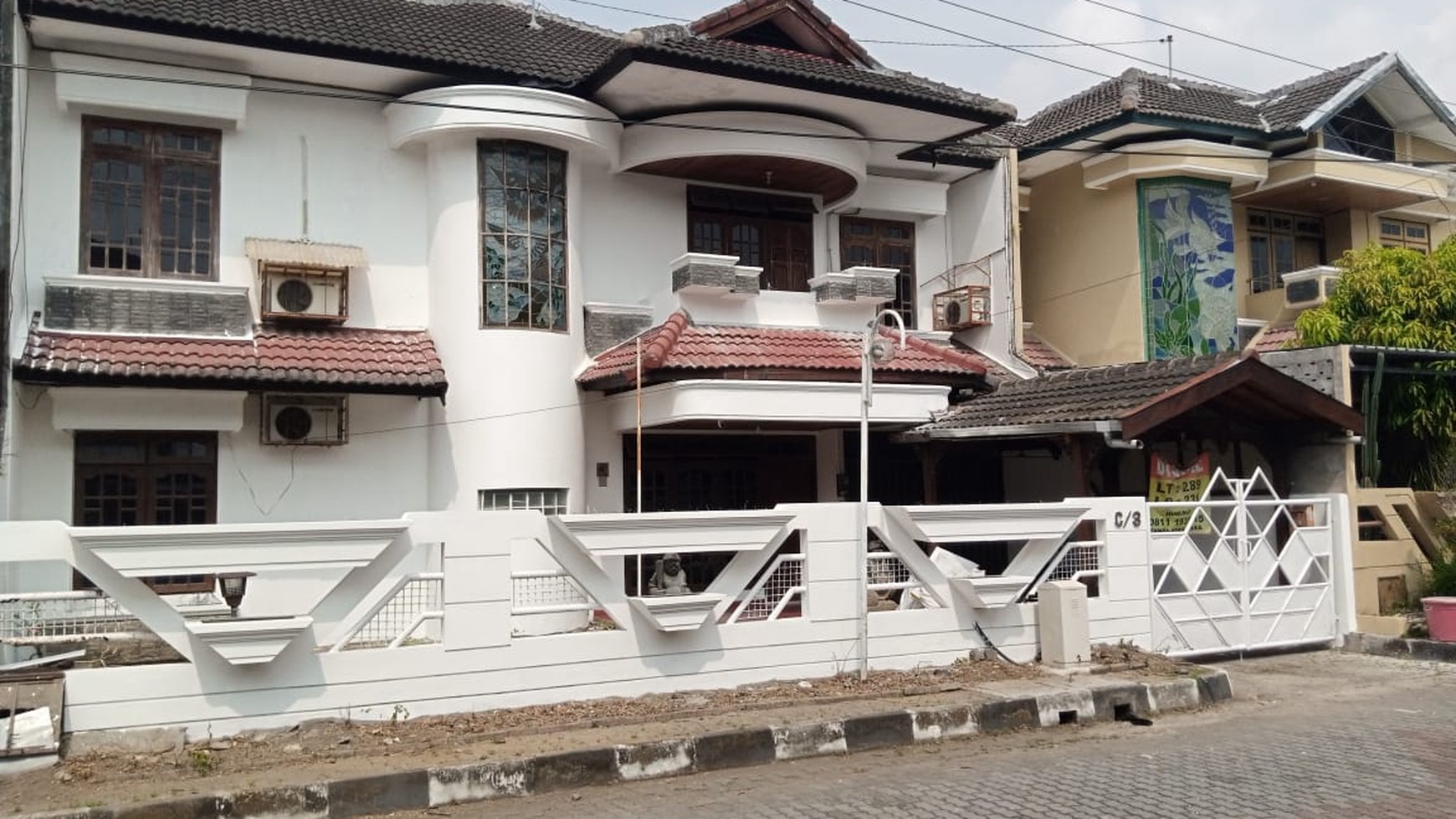 Rumah Mewah Semi Furnish Dalam Perumahan Dekat Pakuwon Mall Sleman 