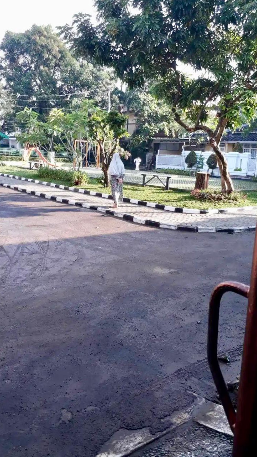 Rumah 2 Lantai Bintaro dekat Stasiun Pondok Ranji dan Depan Taman