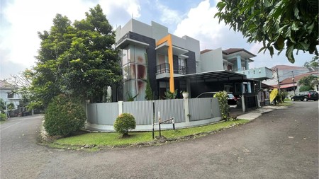 Dijual Rumah Siap Huni Suasana Asri Lokasi Di BSD City