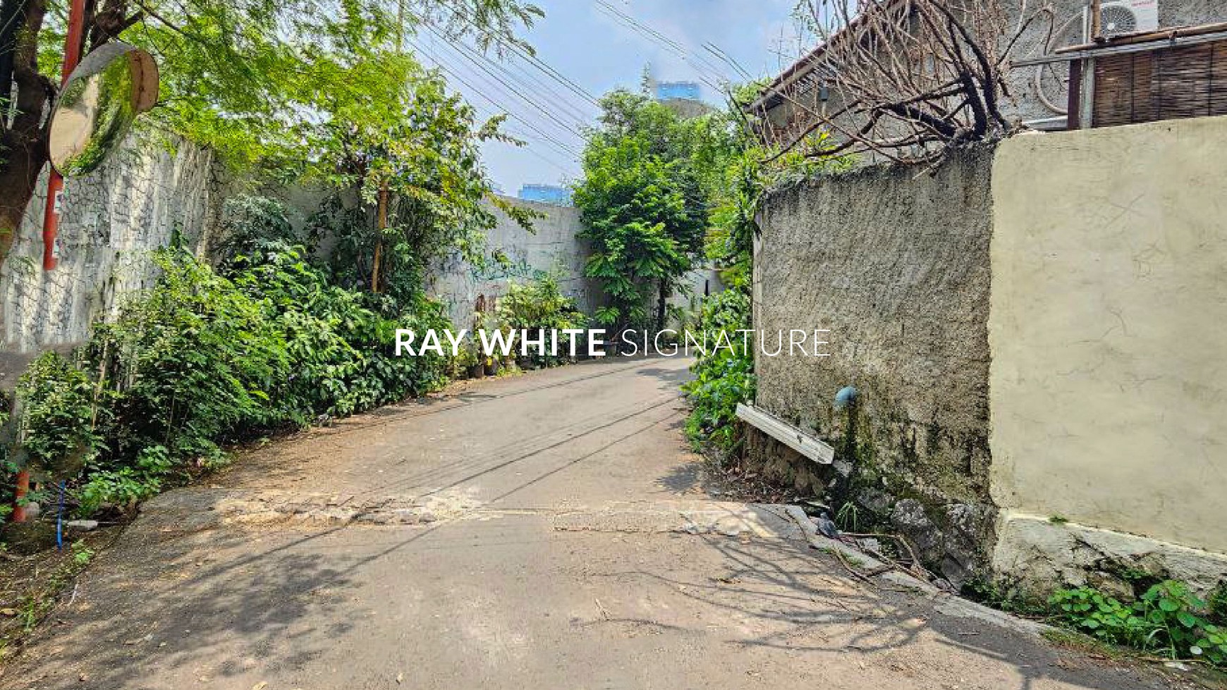 Dijual Rumah Tua di Jl Tanah Kusir IV Kebayoran Lama