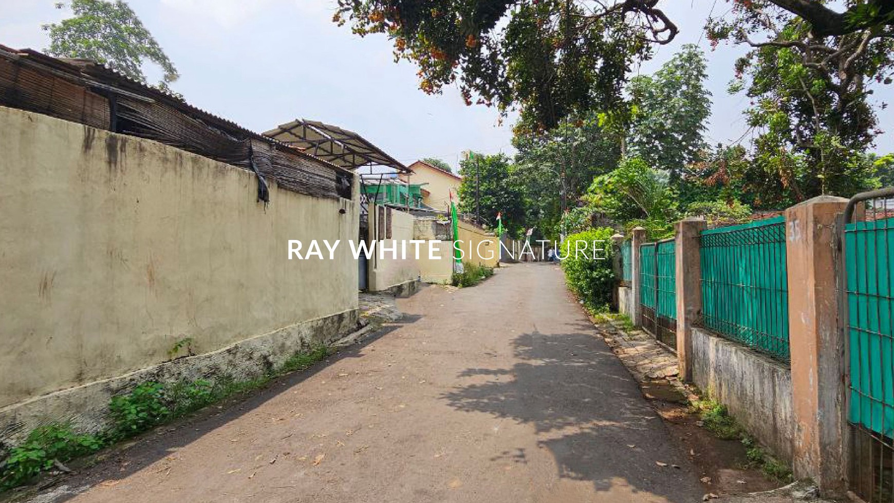 Dijual Rumah Tua di Jl Tanah Kusir IV Kebayoran Lama