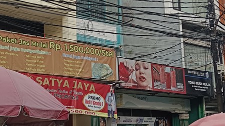 Ruko di Pasar Mayestik Kebayoran Baru