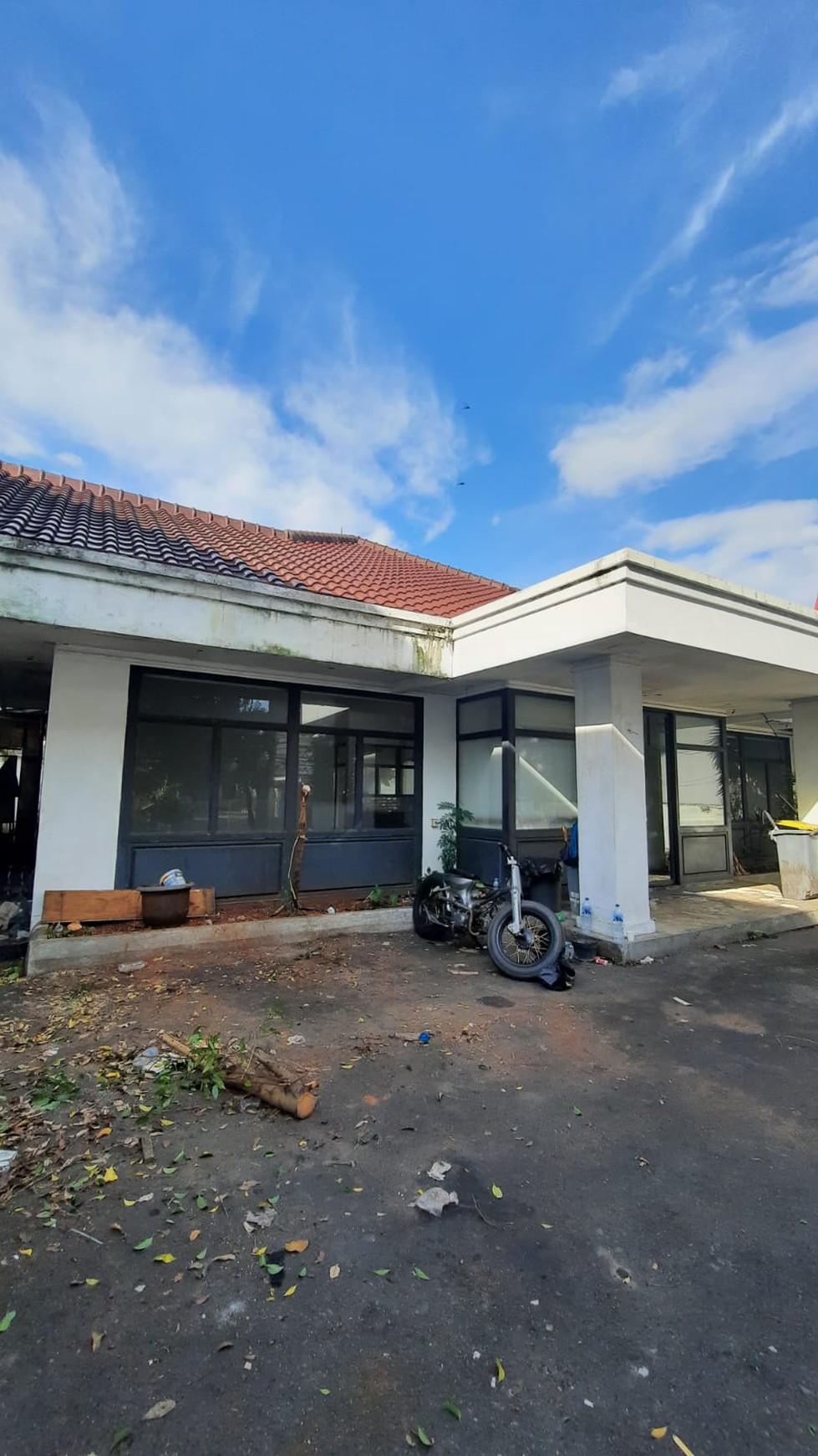 Rumah Hitung Tanah Lokasi Strategis dan Kawasan Premium 