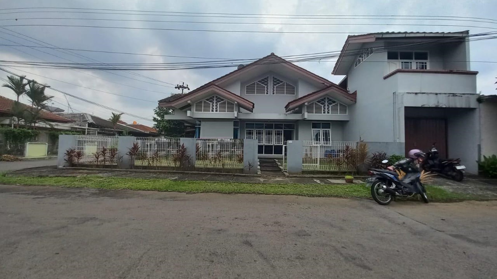 Rumah halaman luas, bebas banjir di Purwokerto.