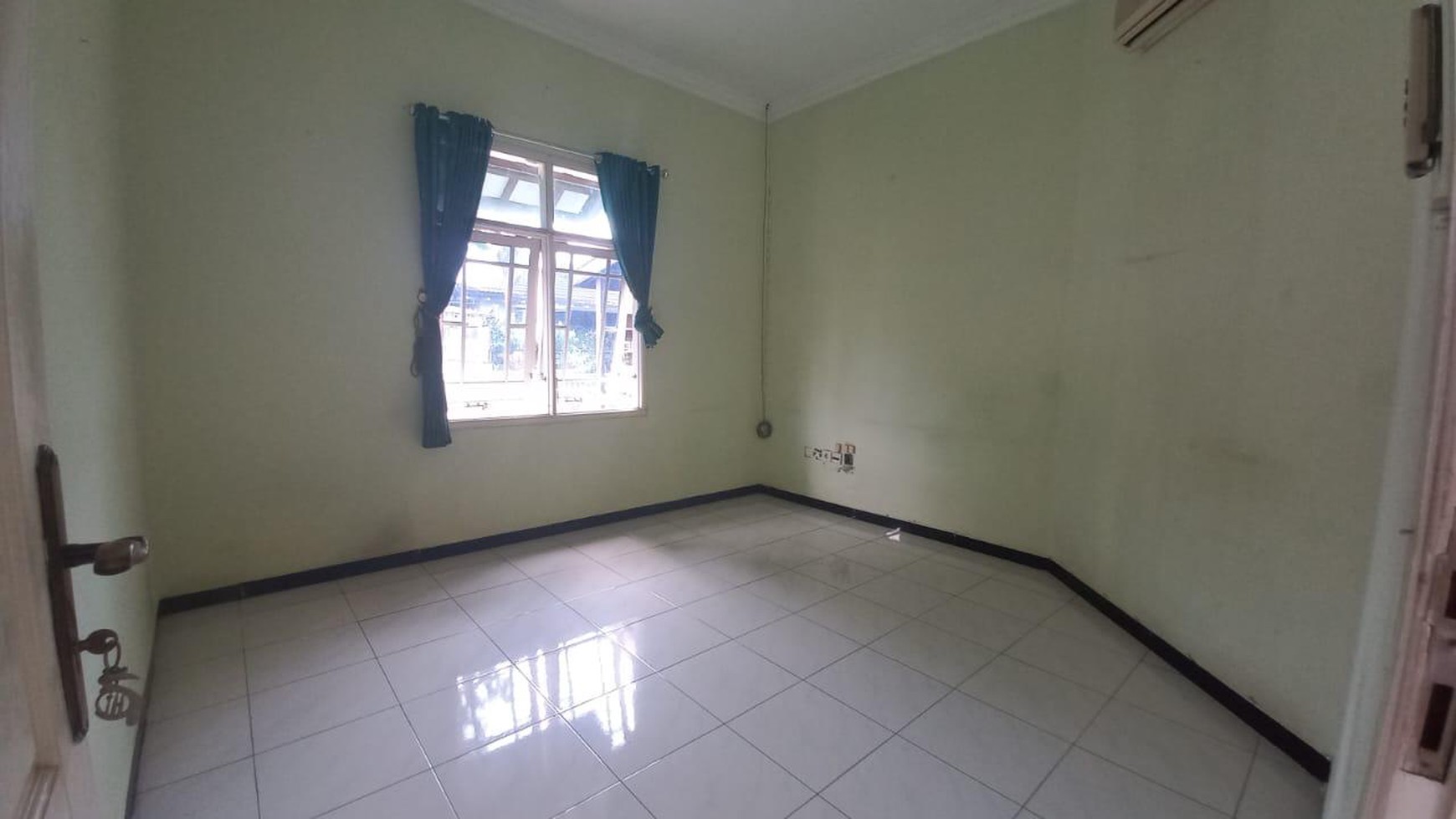 Rumah halaman luas, bebas banjir di Purwokerto.