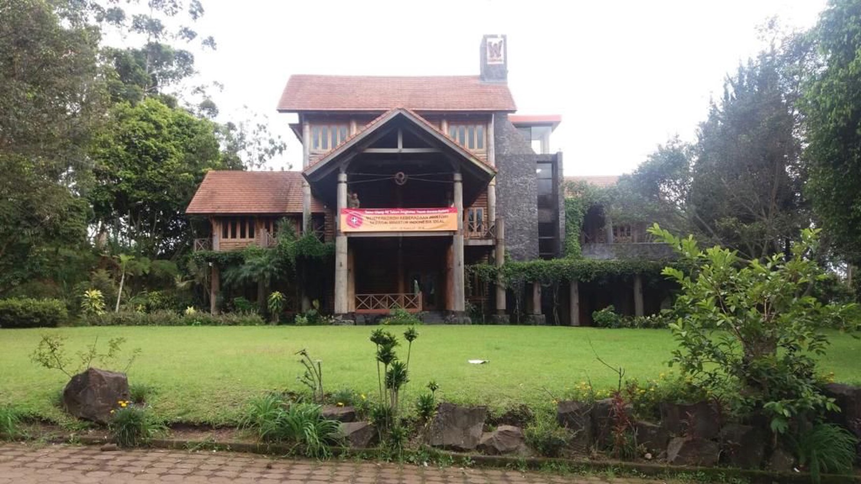 Rumah Bagus Siap Huni di Komp Villa Istana Bunga, Jl Sersan Bajuri, Parongpong, Bandung