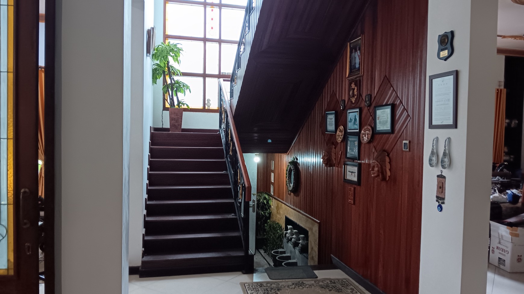 Rumah Bagus dan Asri Sertipikat Hak Milik Full Furnished Bintaro Pesanggrahan, Jakarta Selatan