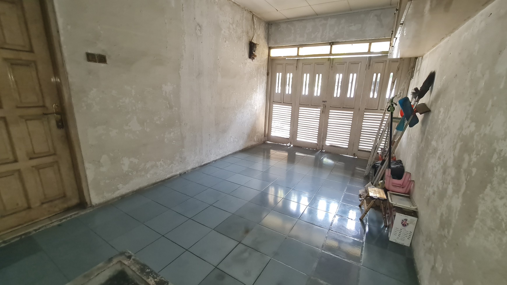 Rumah dalam Lingkungan Asri, Privacy dan Bagus di Galaxy Bekasi, dekat jalan Tol Cikampek 