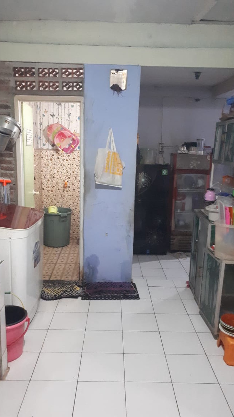 Rumah Dua Lantai di Beji Depok