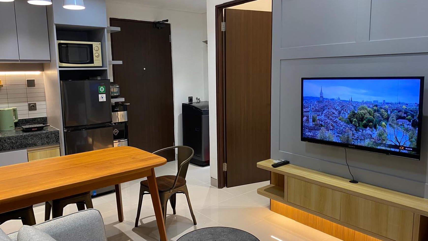 Fast Sale 2 Bed Room di  Tower A Apartemen Transpark Cibubur