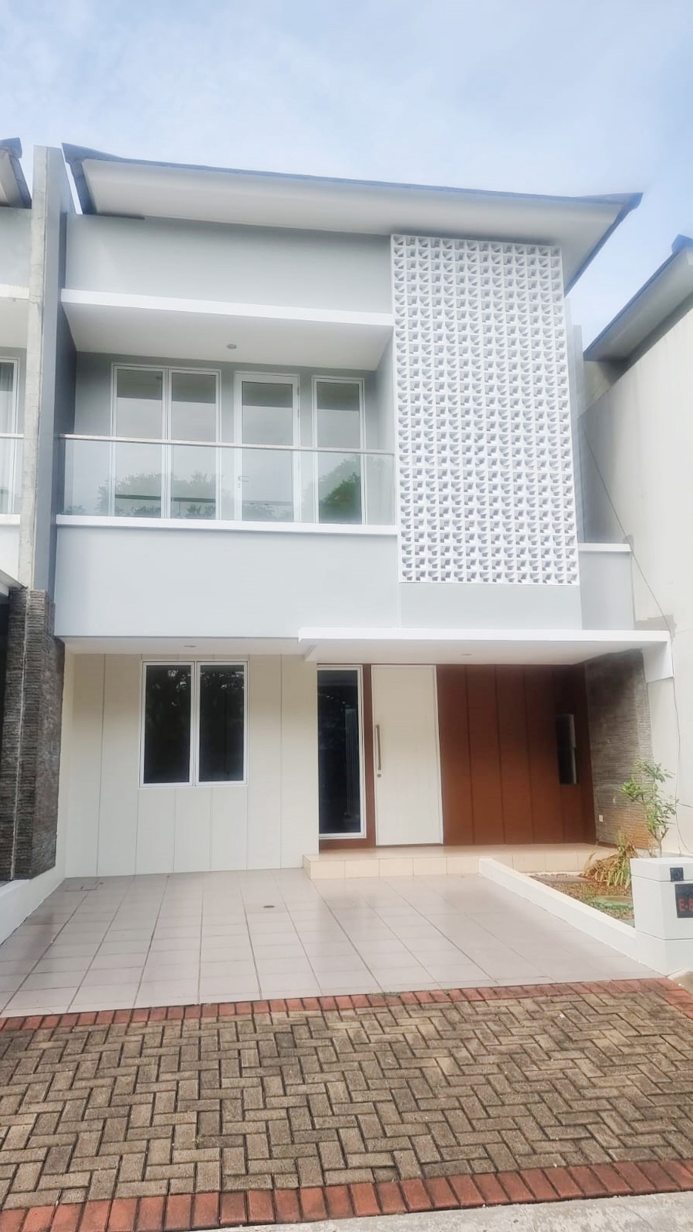 Rumah Bagus Di Discovery Lumina Bintaro Jaya Sektor 9