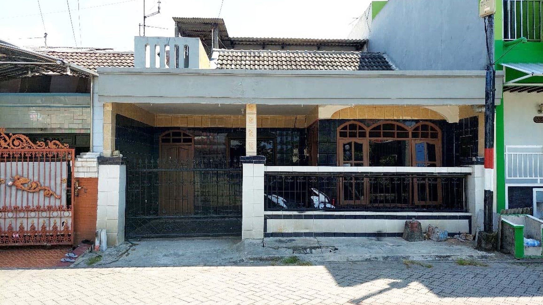 Rumah di Pondok Maritim Indah Surabaya Barat, SHM, Bagus + Terawat - HS -