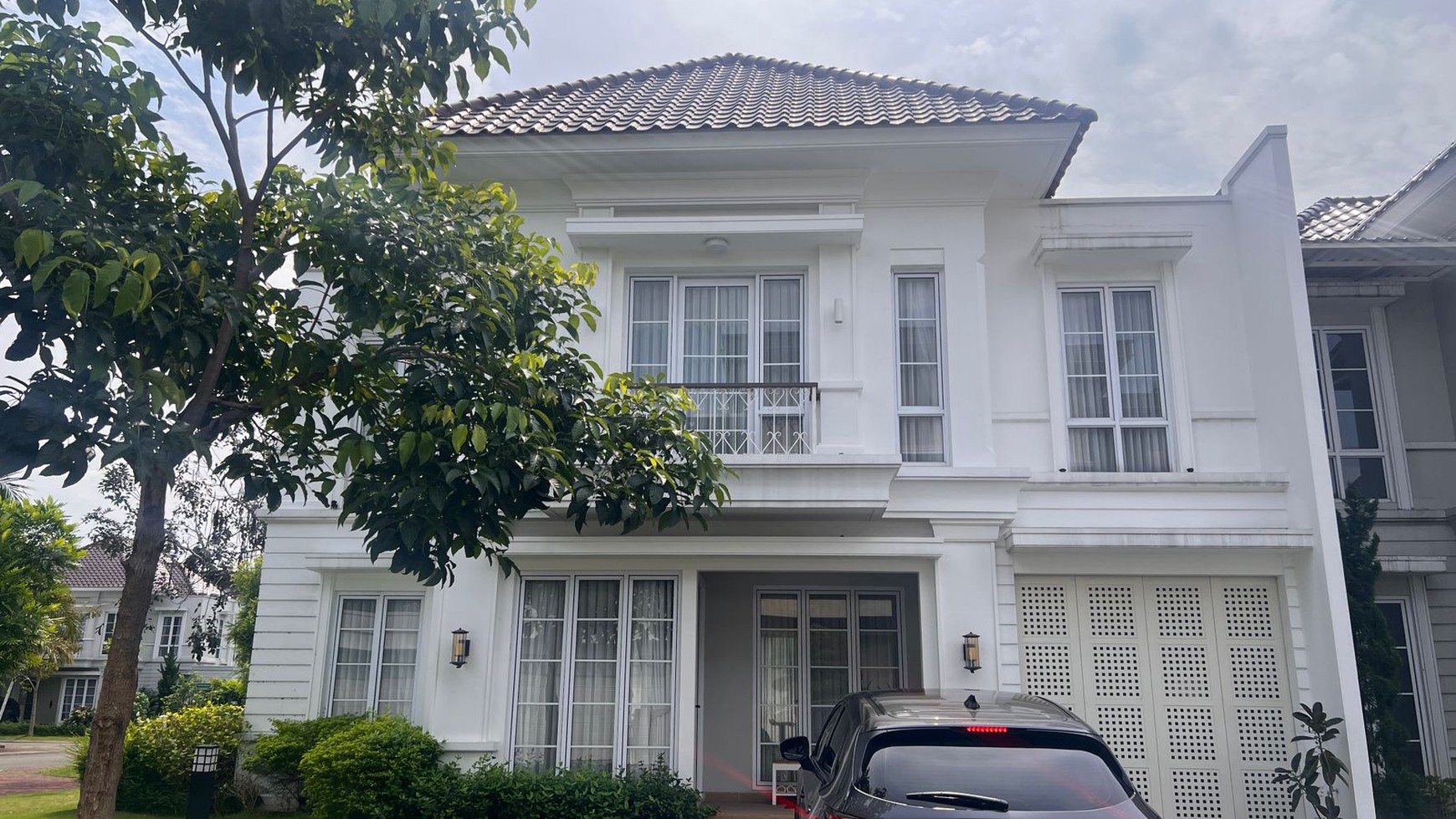 Rumah Bagus Di Cluster Alicante Boulevard Serpong Tangerang Selatan