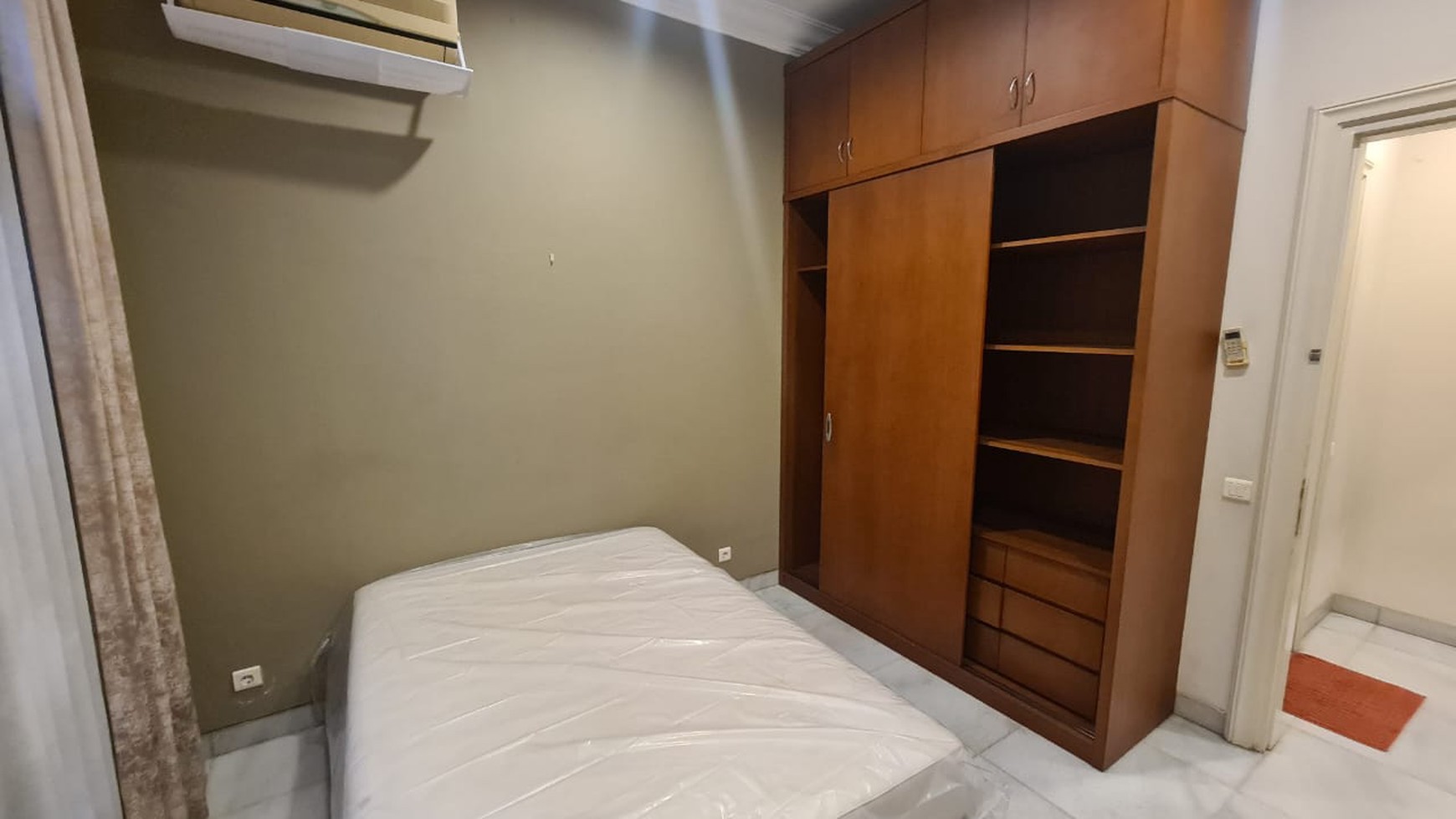 Hot Rent. Rumah mewah di Fontaine Bleau, BSD