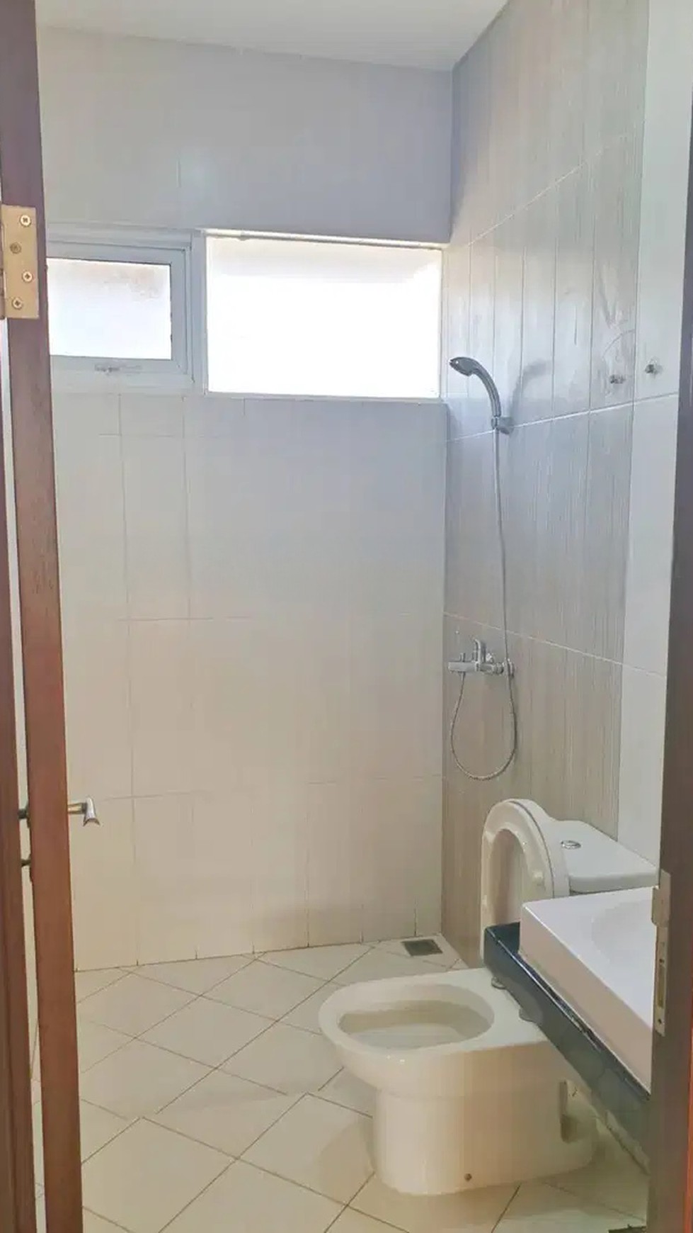 Hot Rent. Rumah Bagus Di Eminent Ingenia, BSD