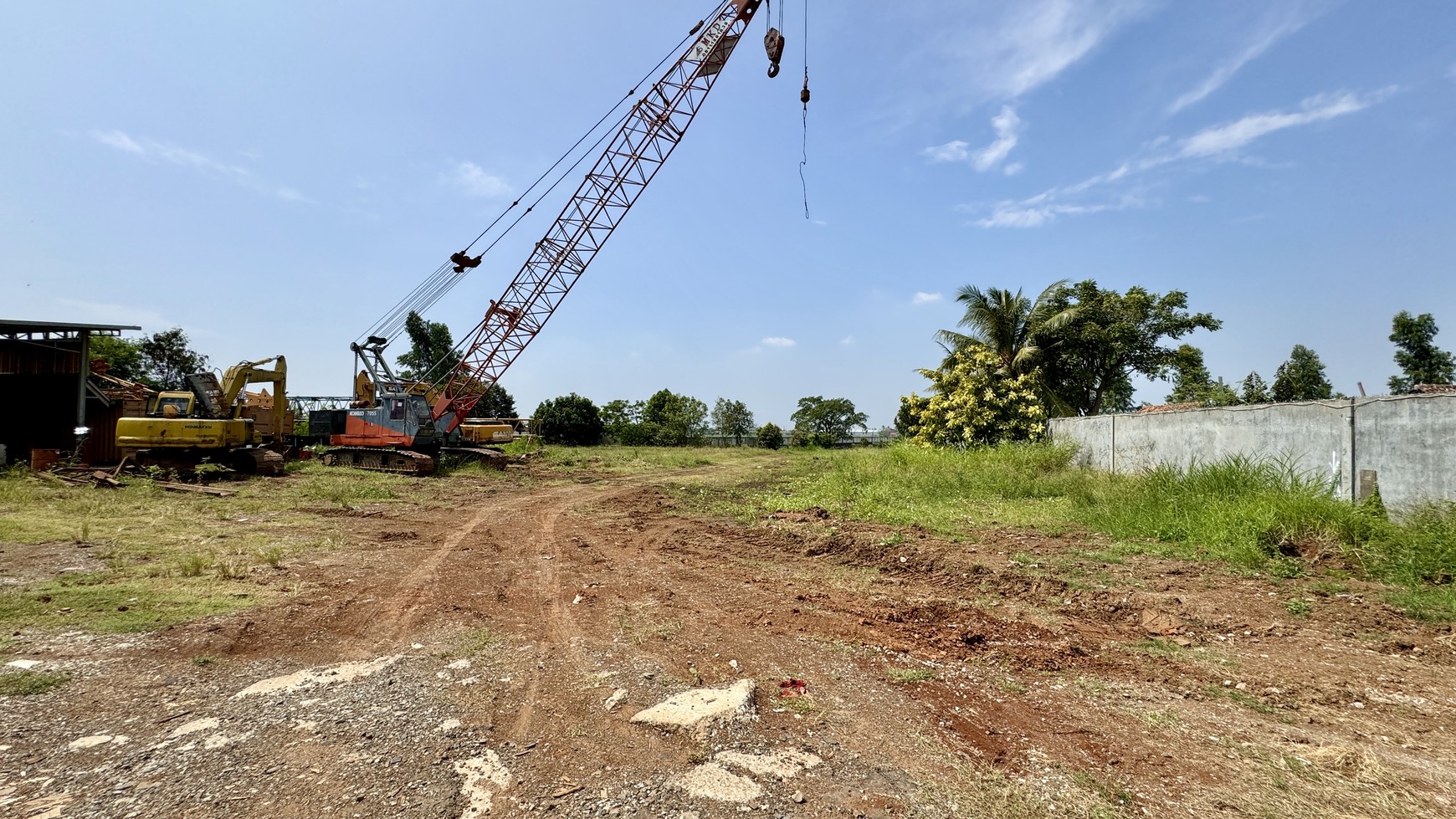 Dijual  Sebidang tanah dan bangunan gudang di Kampung Melayu, Tangerang